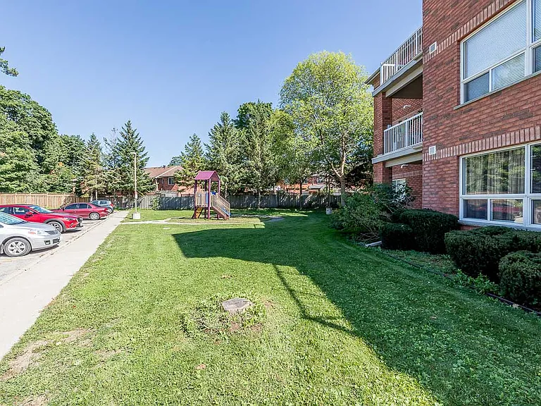 320 Emms Dr — Photo 22