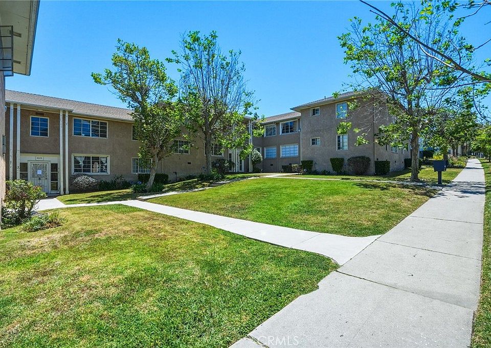 1st image of 4076 Hillcrest Dr APT A