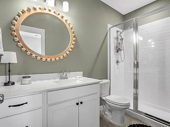 654 Blueway Ave — Photo 7
