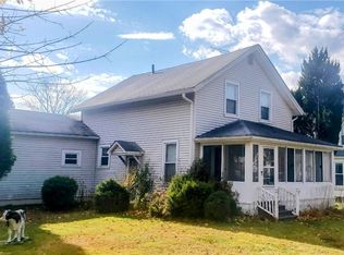 13705 Spring St #W, Burton, OH 44021