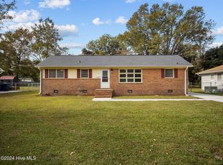 113 Summersill Dr, Jacksonville, NC 28540
