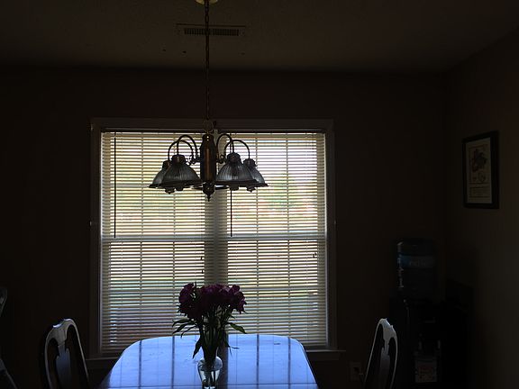Kitchen Seating Area
