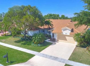 11826 Island Lakes Ln, Boca Raton, FL 33498