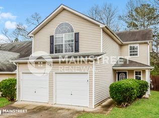 6798 Derby Ave, Fairburn, GA 30213