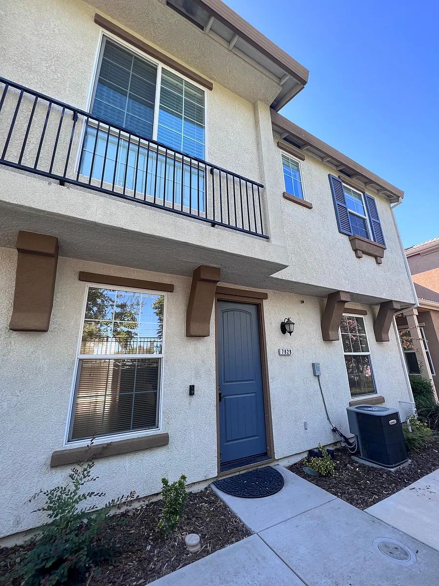 Building Photo - 7828 Abramo Walk