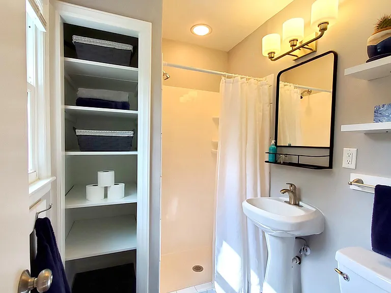 8910 Belleview Ave — Photo 19