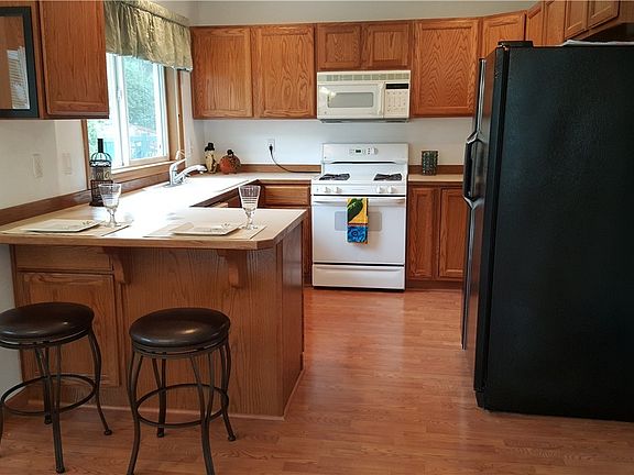 3rd image of 25318 Kanasket Dr