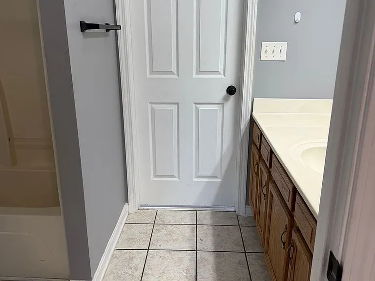 1111 Northridge Dr — Photo 13