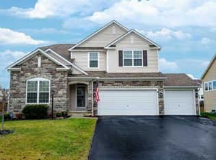 256 Fox Glen Dr E, Pickerington, OH 43147