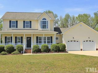 62 Saddlebrook Dr, Fuquay Varina, NC 27526