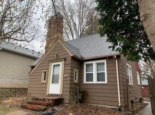 1130 6th St E, Saint Paul, MN 55106