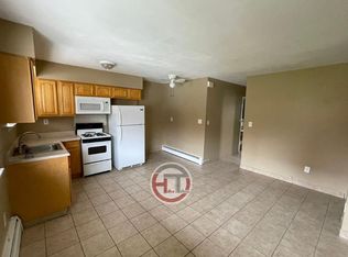 832A Hollywood Ave FLOOR 1, Bronx, NY 10465
