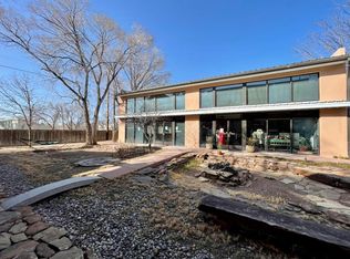 901 W San Mateo Rd #M, Santa Fe, NM 87505