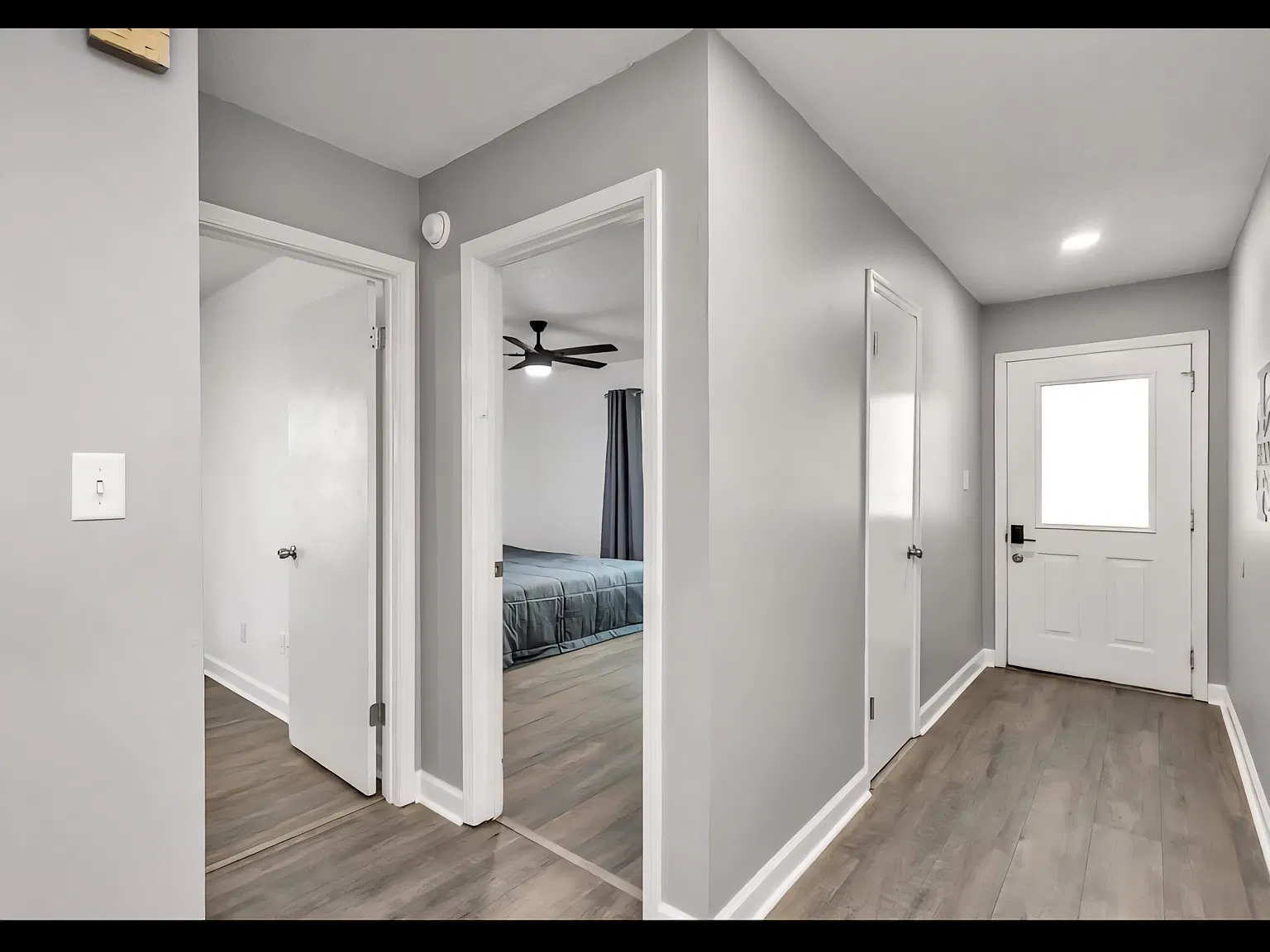 3 bed, 1208 sqft, $2,500 — Photo 3
