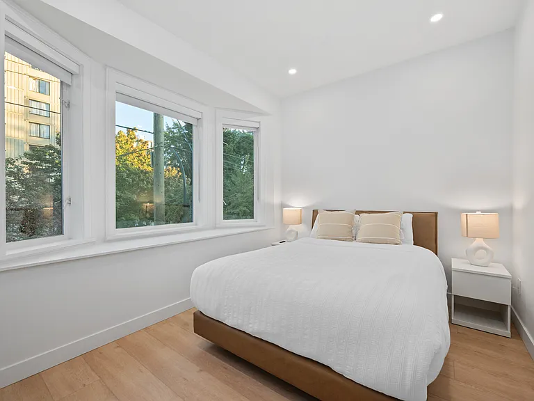 957 Nicola St #203 — Photo 2