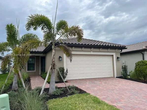 6385 Honor Way Ave, Maria, FL 34142
