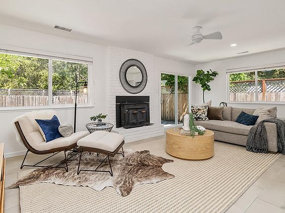 3rd image of 313 Corrillo Drive