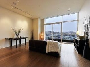 555 5th St #703, Austin, TX 78701