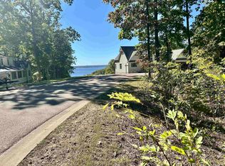 106 Gentle Ridge Way, Savannah, TN 38372