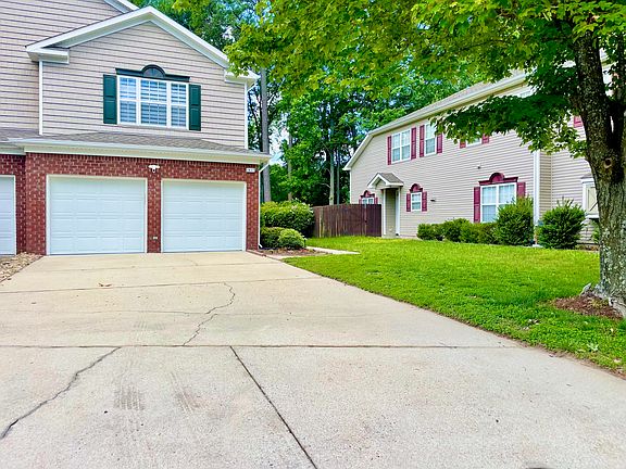 3rd image of 1417 Pandoria Ct