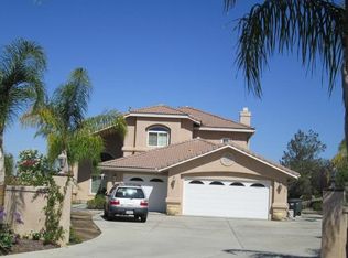 2038 Martingale Ln, Alpine, CA 91901