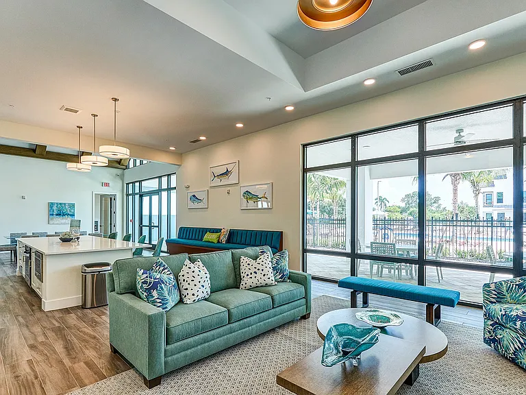 Imperial Crossing Luxury Apartment Homes community clubhouse seating area.