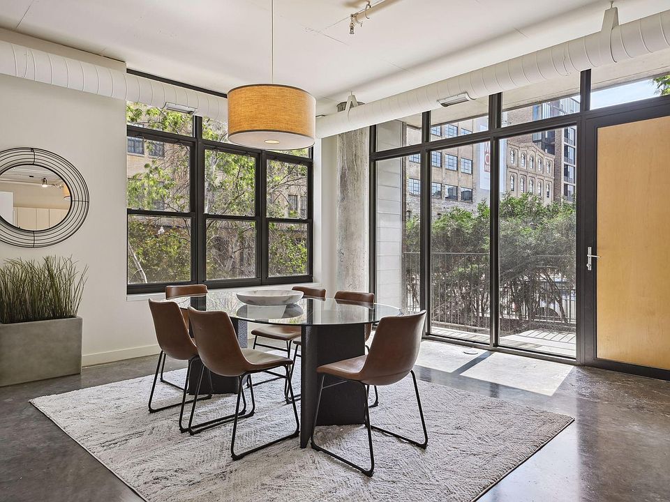 1st image of 200 Park Ave Unit 100