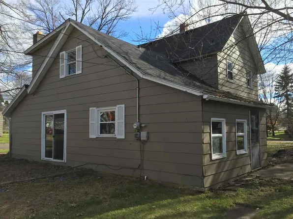 700 N Mill St, Merrill, WI 54452