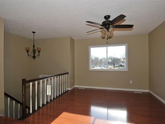 3rd image of 4269 Ashgrove Ct