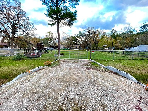 3rd image of 23719 Saxon Way