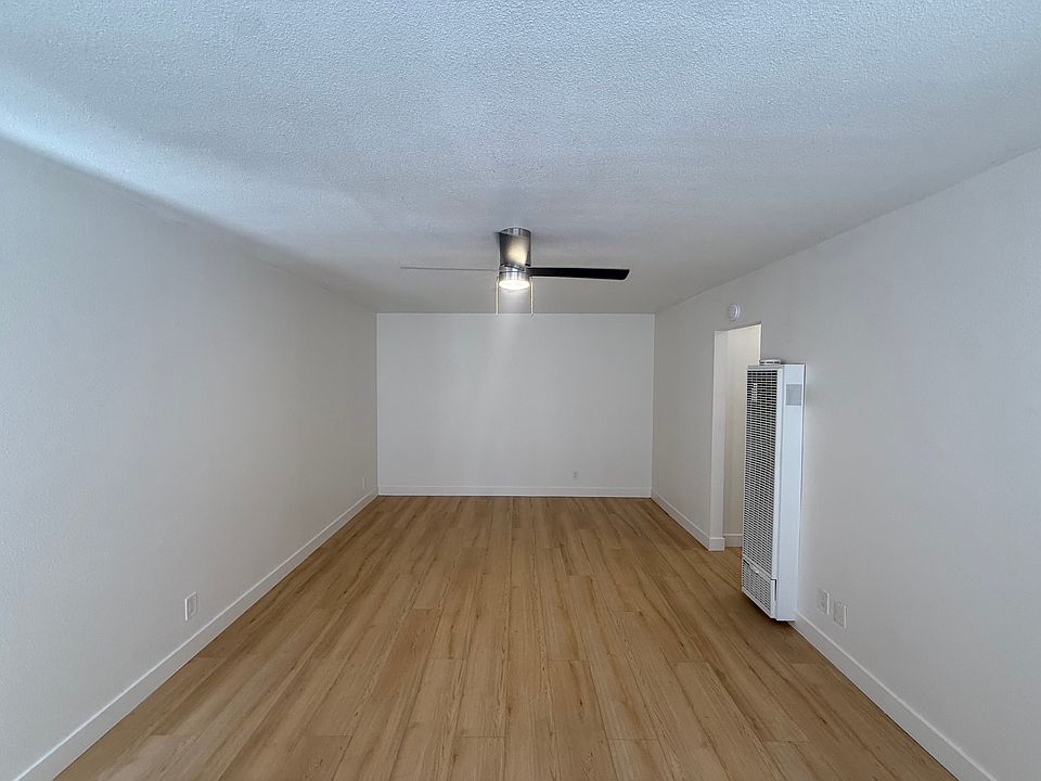 1st image of 3466 Preble Ave #3556
