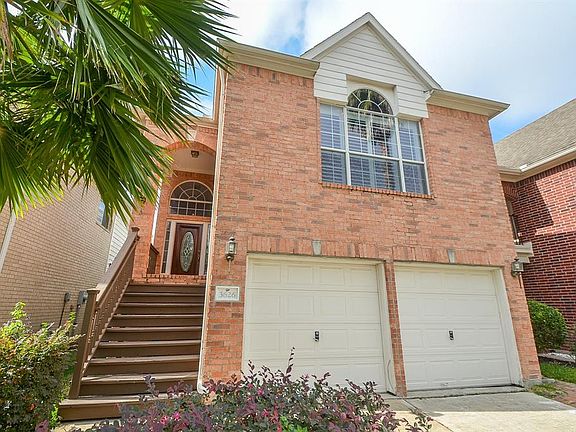 3rd image of 3626 Royal Royce Dr