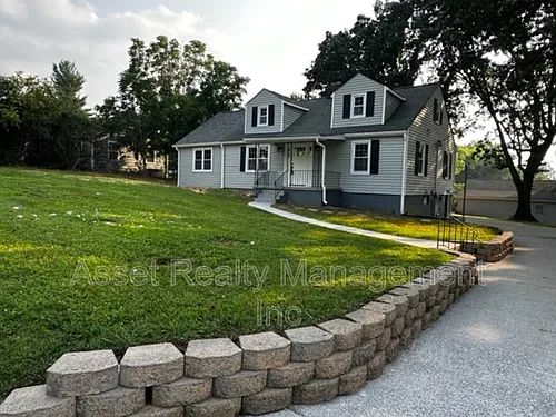 2208 Sanderson Rd Photo 1