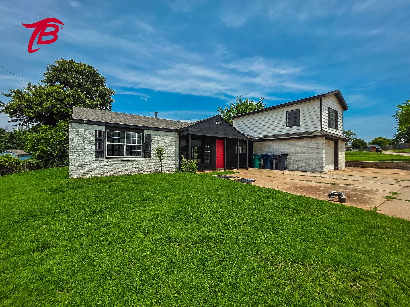 Spacious Split-Level 4-Bedroom Home with Tons of Potential in South OKC! — Photo 3