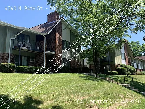 4340 N 94th St #202 Photo 1