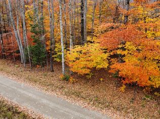 6 Hamm Rd, Thorndike, ME 04986