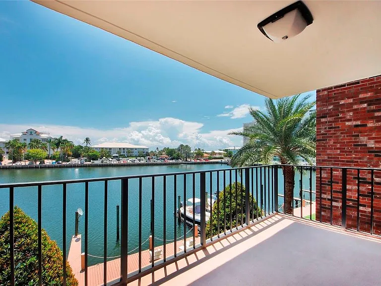 1800 S Ocean Dr #407 — Photo 29