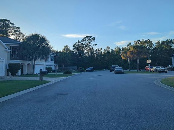 4th image of 183 Drayton Cir