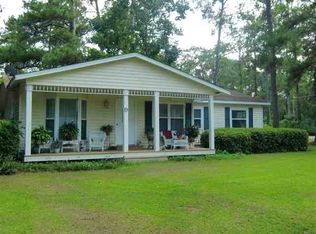 9 Myrtle Ave, Crawfordville, FL 32327