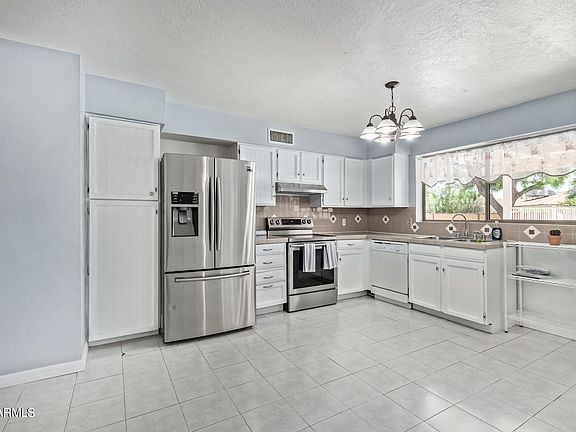 2nd image of 2707 W CHARLESTON Avenue
