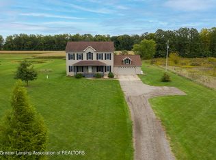 12477 S Wright Rd, Eagle, MI 48822