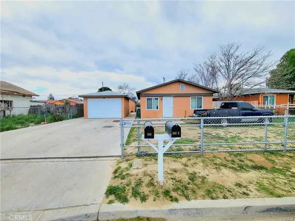 809 Vine Dr, Bakersfield, CA 93307