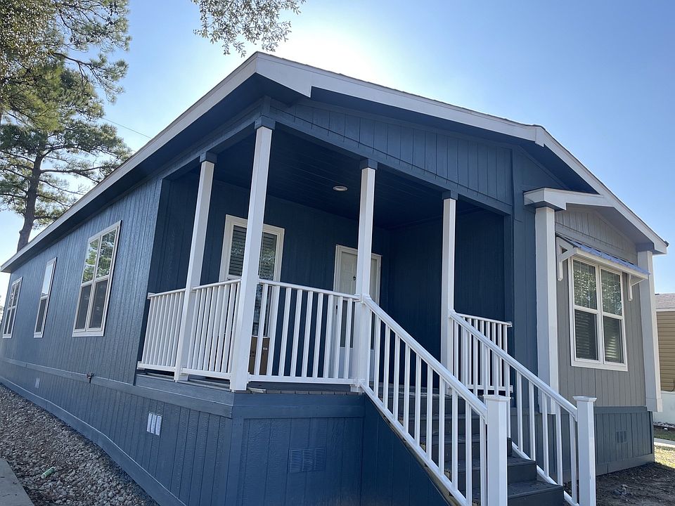 1st image of 920 Century Plaza Dr #131