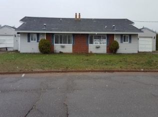 633 Valkyrie St, Gwinn, MI 49841