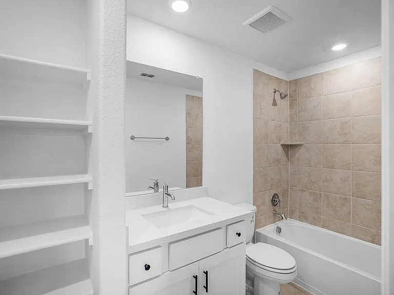3301 Little Bluestem Rd — Photo 14