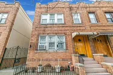 2229 Harman Street  image 1 of 12