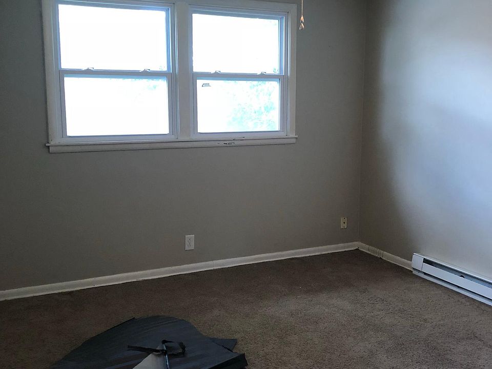 2nd image of 538 Foundry Dr
