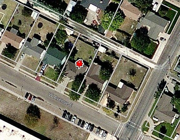 1st image of 1806 W Ave E