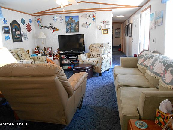 5th image of 106 NE 76th Street