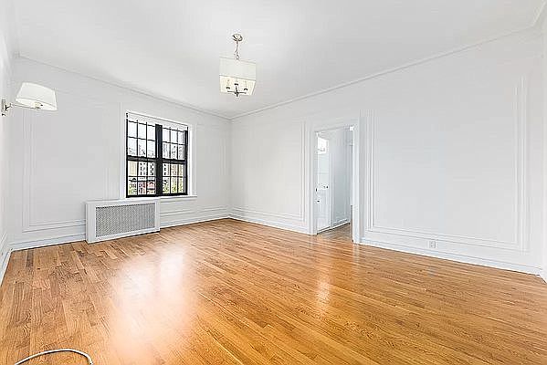 1st image of 195 Hicks St APT 6B